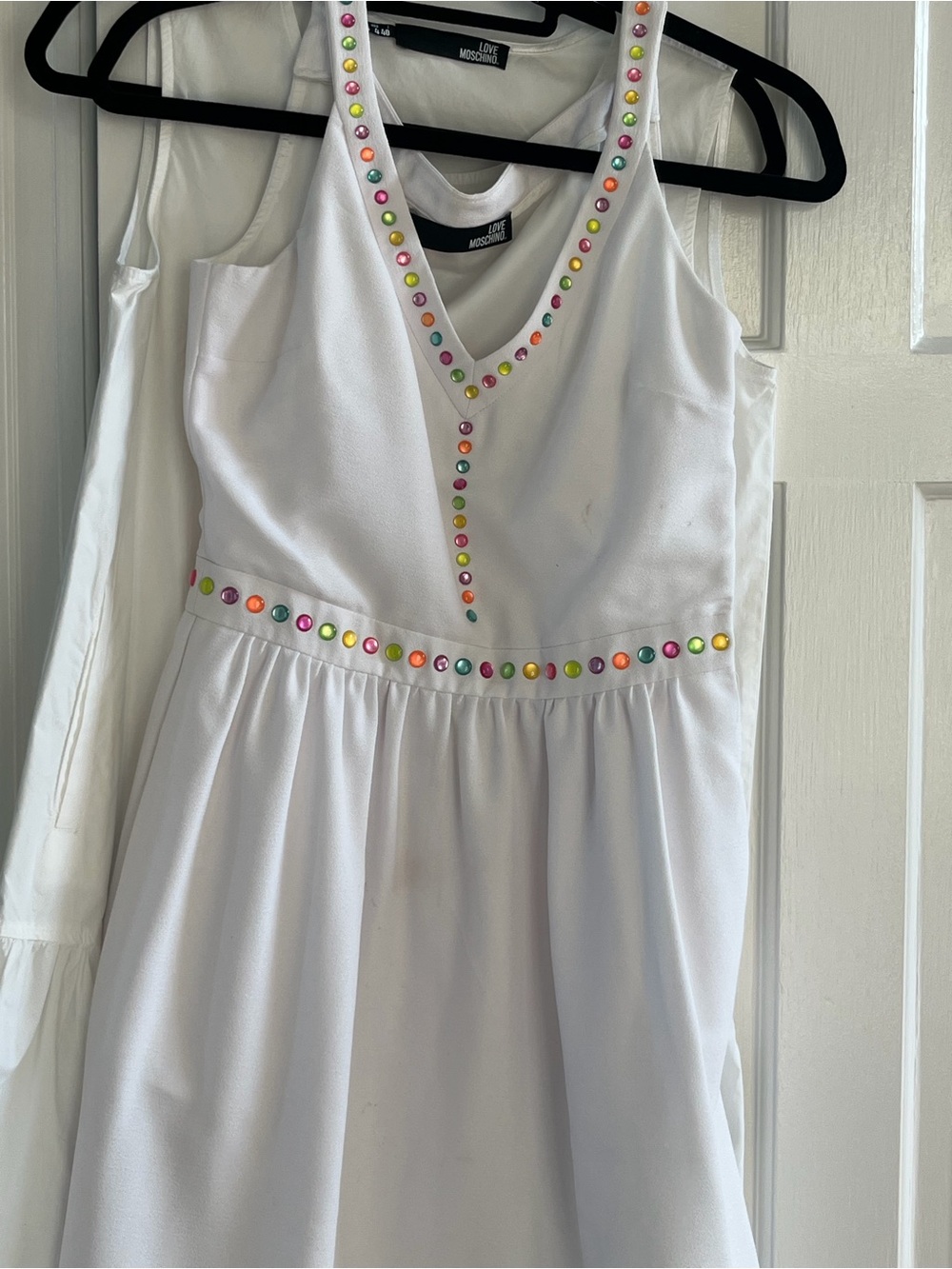 Love Moschino White V-Neck dress with Multicolor Gloss Studs